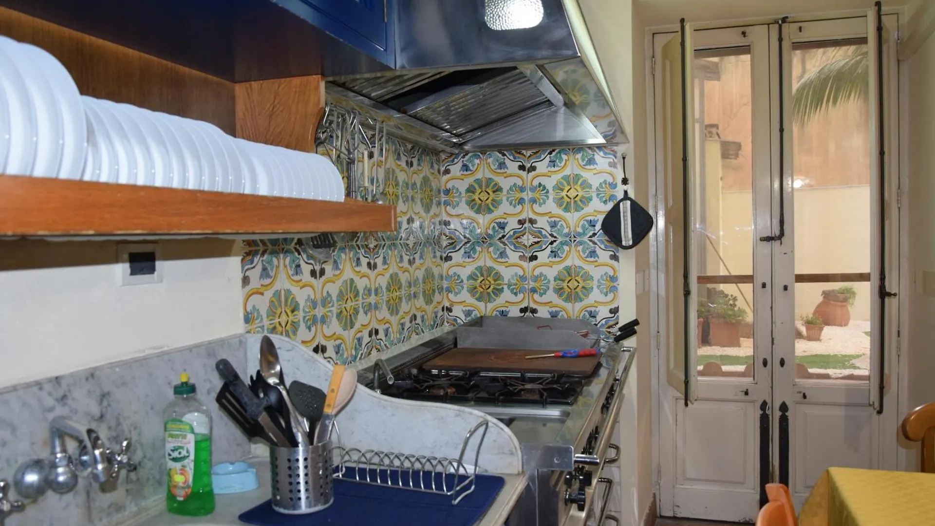 Sabotino Rooms كاتانيا إيطاليا